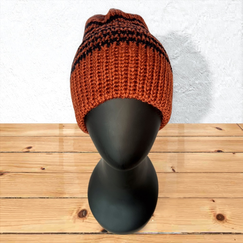 Handmade Knit Off-The-Yak Beanie Unisex Wool Yak Blend Deep Orange w/ Navy Blue - Picture 1 of 10